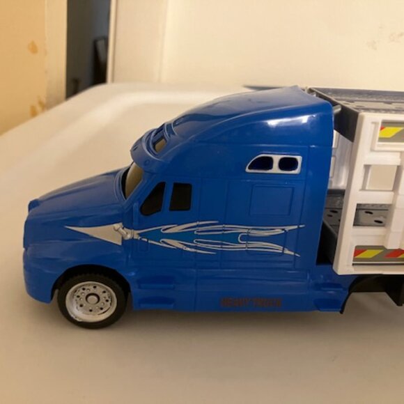 Big Truck by Brooklyn Lollipops - Picture 4 of 5